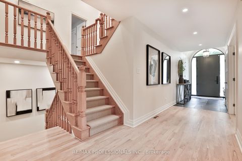 Photo 20 at 11 Cranleigh Court, Humber Valley, Toronto