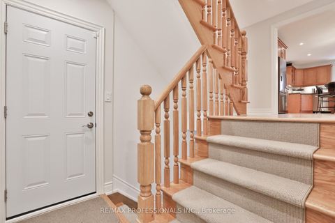 Photo 35 at 11 Cranleigh Court, Humber Valley, Toronto