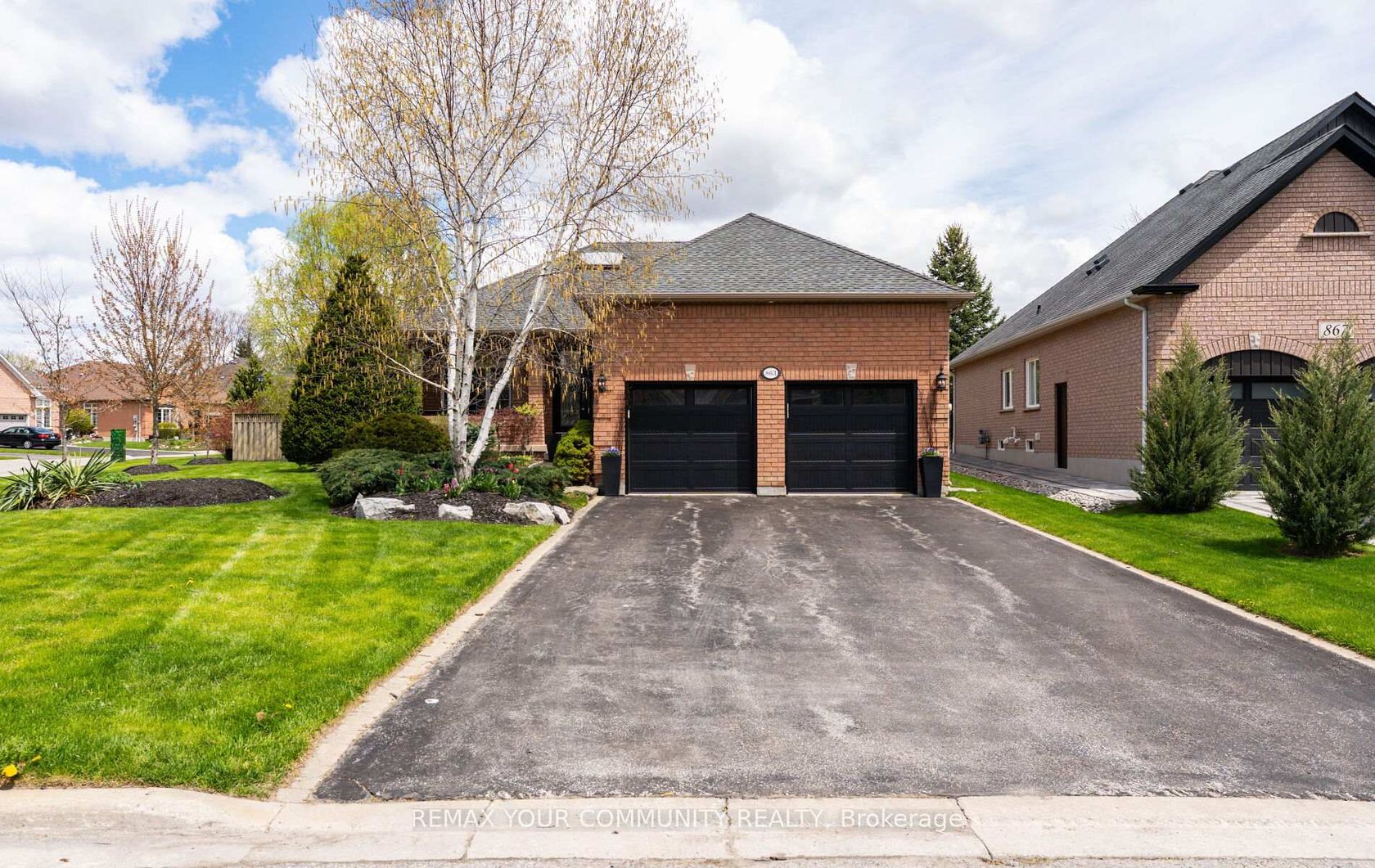 863 Shadrach Drive, Wyndham, Newmarket photo 0