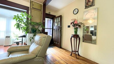 Photo 3 at 25 Madelaine Avenue, Oakridge, Toronto