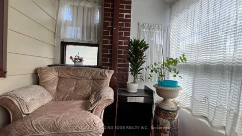 Photo 4 at 25 Madelaine Avenue, Oakridge, Toronto