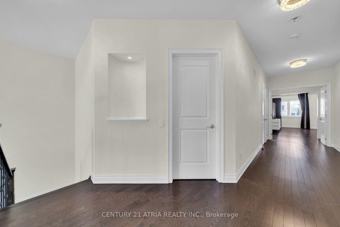 Photo 9 at 20 Baldry Avenue, Patterson, Vaughan