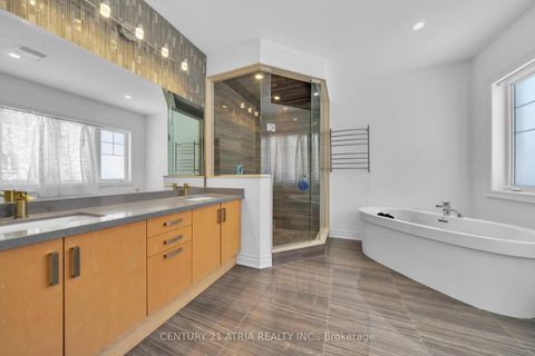 Photo 12 at 20 Baldry Avenue, Patterson, Vaughan