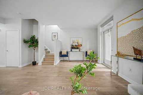 Photo 4 at Th8 - 31 Brunel Court, Waterfront Communities C1, Toronto