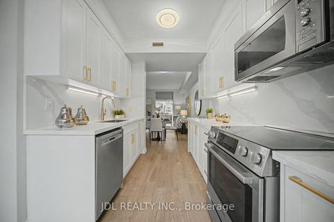 Photo 7 at Th8 - 31 Brunel Court, Waterfront Communities C1, Toronto