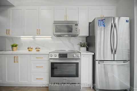 Photo 8 at Th8 - 31 Brunel Court, Waterfront Communities C1, Toronto