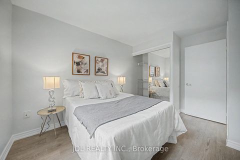 Photo 18 at Th8 - 31 Brunel Court, Waterfront Communities C1, Toronto