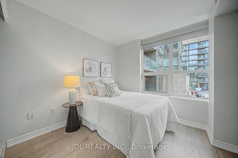 Photo 19 at Th8 - 31 Brunel Court, Waterfront Communities C1, Toronto