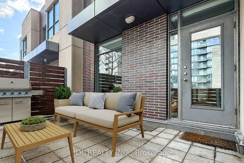 Photo 27 at Th8 - 31 Brunel Court, Waterfront Communities C1, Toronto