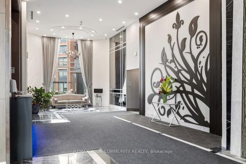 Photo 1 at 518 - 7608 Yonge Street, Yorkhill, Vaughan
