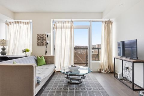 Photo 7 at 518 - 7608 Yonge Street, Yorkhill, Vaughan