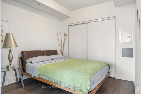 Photo 11 at 518 - 7608 Yonge Street, Yorkhill, Vaughan