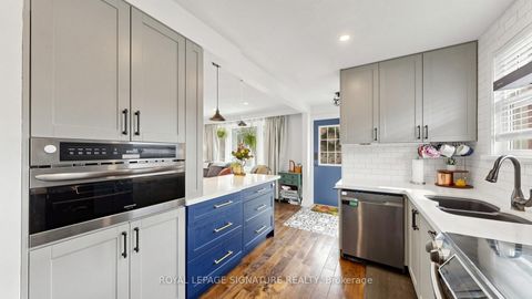 Photo 14 at 33 Neapolitan Drive, Bendale, Toronto