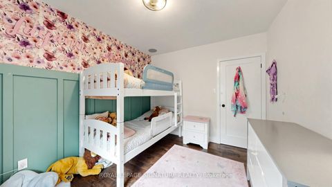 Photo 25 at 33 Neapolitan Drive, Bendale, Toronto
