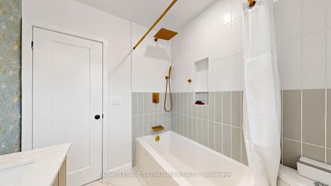 Photo 27 at 33 Neapolitan Drive, Bendale, Toronto