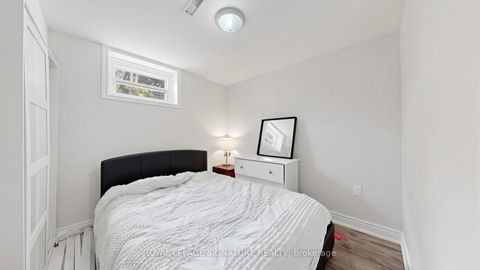 Photo 35 at 33 Neapolitan Drive, Bendale, Toronto