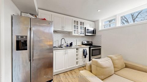 Photo 38 at 33 Neapolitan Drive, Bendale, Toronto