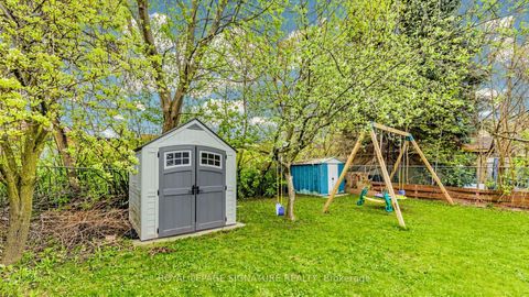 Photo 48 at 33 Neapolitan Drive, Bendale, Toronto