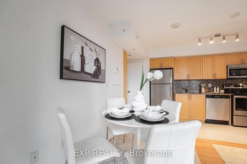 Photo 6 at 729 - 830 Lawrence Avenue W, Glen Park, Toronto
