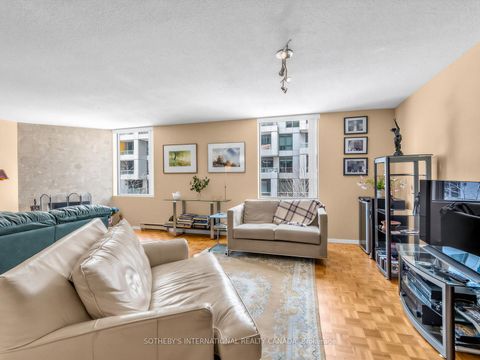Photo 8 at Th. 2 - 188 Spadina Avenue, Chinatown, Toronto