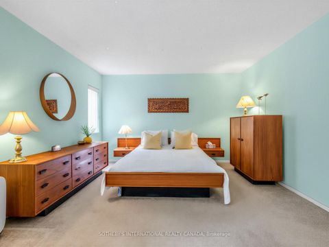Photo 21 at Th. 2 - 188 Spadina Avenue, Chinatown, Toronto