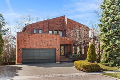 Photo 3 at 73 Garnier Court, Steeles, Toronto