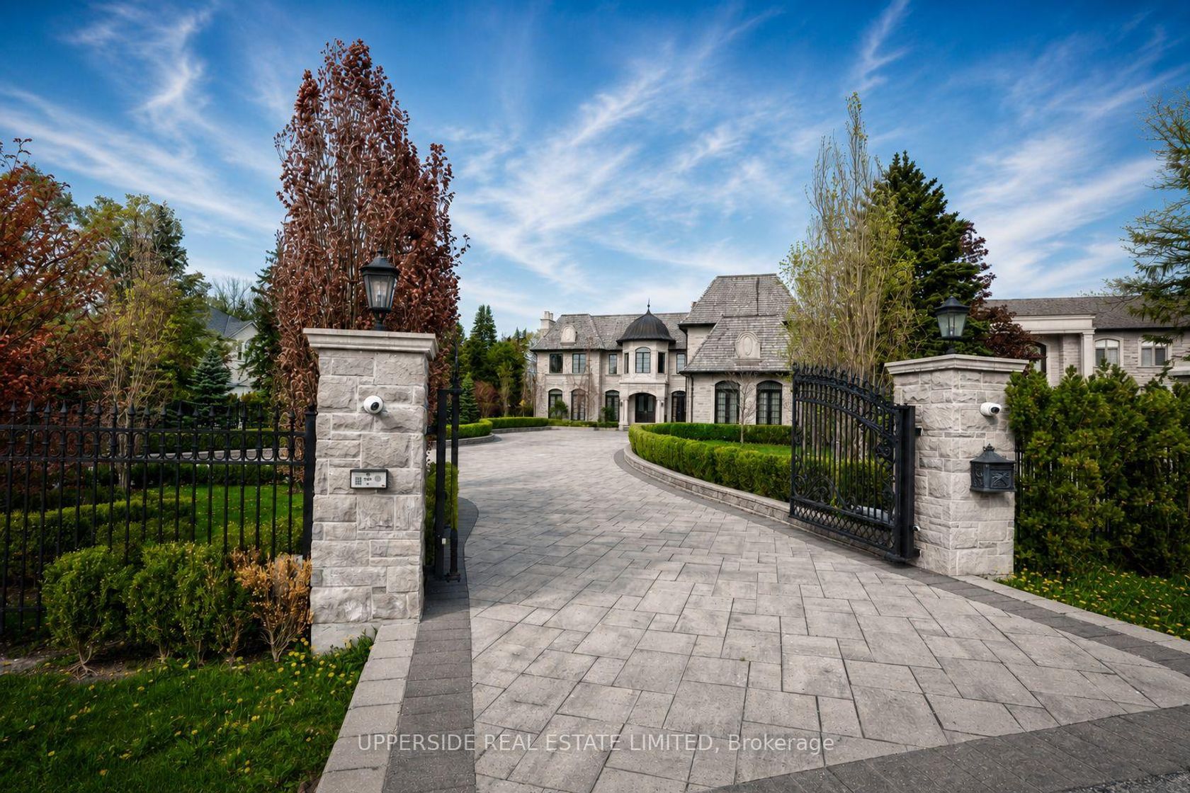 29 Riverside Boulevard W, Uplands, Vaughan photo 1