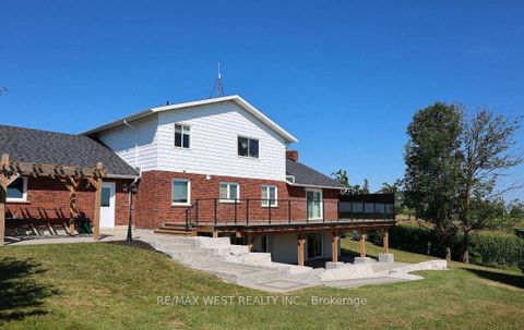 Photo 18 at 2219 County Road 42, Rural Clearview, Clearview