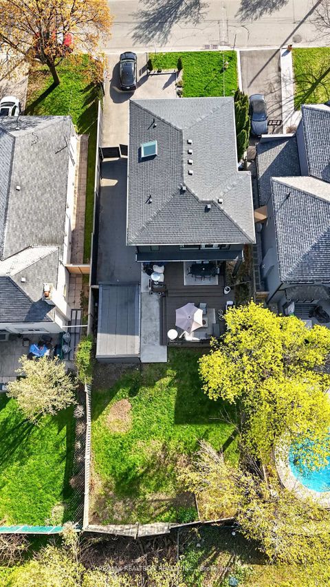 Photo 34 at 17 Lynnhaven Road, Lawrence, Toronto