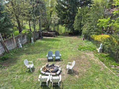 Photo 3 at 76 Gwendolen Crescent, Westgate, Toronto