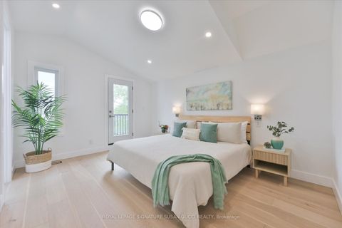 Photo 15 at 223 Queensdale Avenue, East York, Toronto