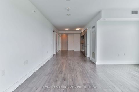 Photo 9 at 1117 - 585 Bloor Street E, North St. James Town, Toronto
