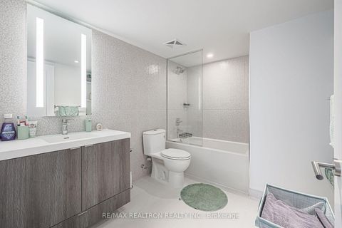 Photo 20 at 1117 - 585 Bloor Street E, North St. James Town, Toronto