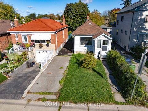 Photo 8 at 18 Glasgow Avenue, Birchmount, Toronto