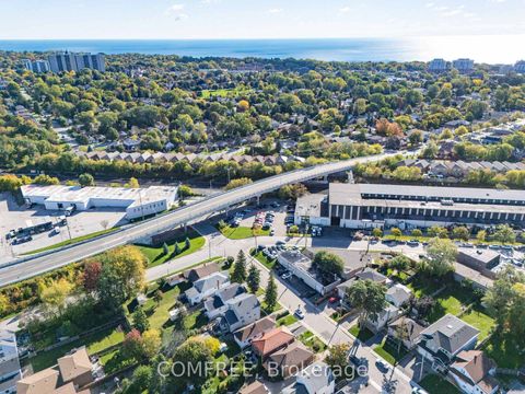 Photo 19 at 18 Glasgow Avenue, Birchmount, Toronto