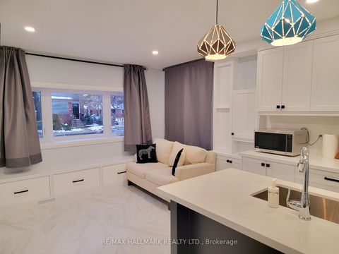 Photo 2 at 434 Victoria Park Avenue, Danforth, Toronto