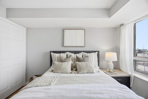 Photo 13 at 332 - 18 Mondeo Drive, Dorset Park, Toronto