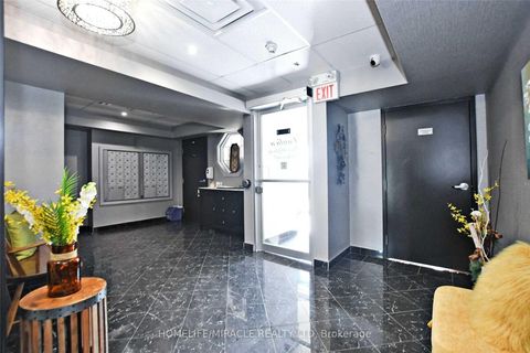 Photo 1 at 303 - 39 Ferndale Drive S, Ardagh, Barrie