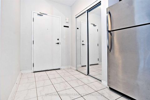 Photo 3 at 303 - 39 Ferndale Drive S, Ardagh, Barrie