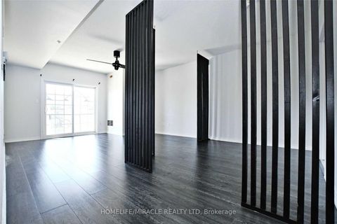 Photo 4 at 303 - 39 Ferndale Drive S, Ardagh, Barrie
