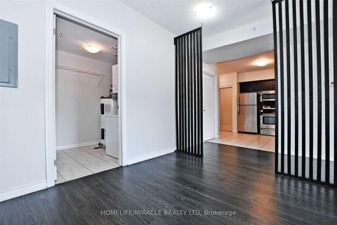 Photo 10 at 303 - 39 Ferndale Drive S, Ardagh, Barrie