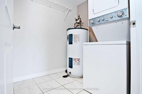 Photo 11 at 303 - 39 Ferndale Drive S, Ardagh, Barrie