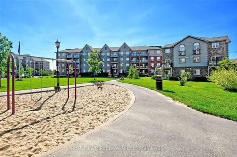 Photo 21 at 303 - 39 Ferndale Drive S, Ardagh, Barrie