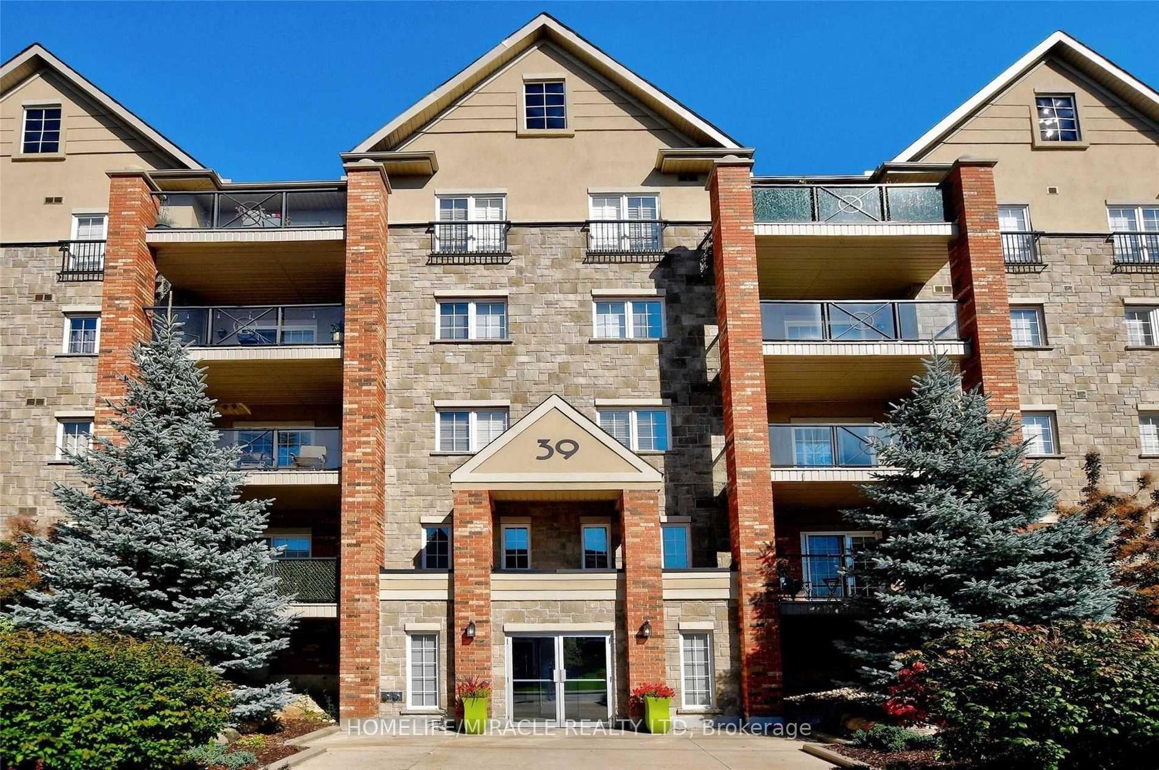 303 - 39 Ferndale Drive S, Ardagh, Barrie photo number 2