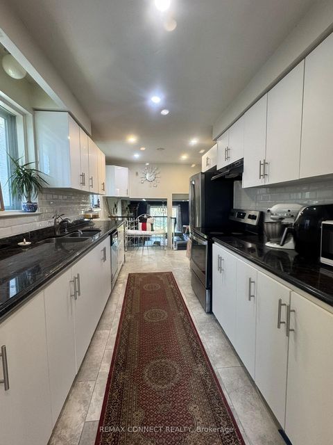 Photo 9 at 24 Lalton Place, Guildwood, Toronto