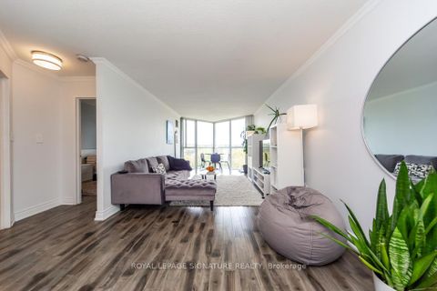 Photo 5 at 510 - 5 Concorde Place, Don Mills, Toronto