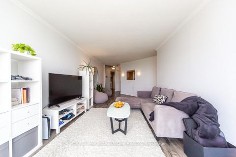 Photo 15 at 510 - 5 Concorde Place, Don Mills, Toronto