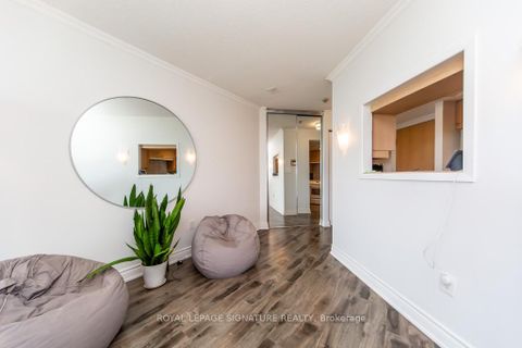 Photo 18 at 510 - 5 Concorde Place, Don Mills, Toronto