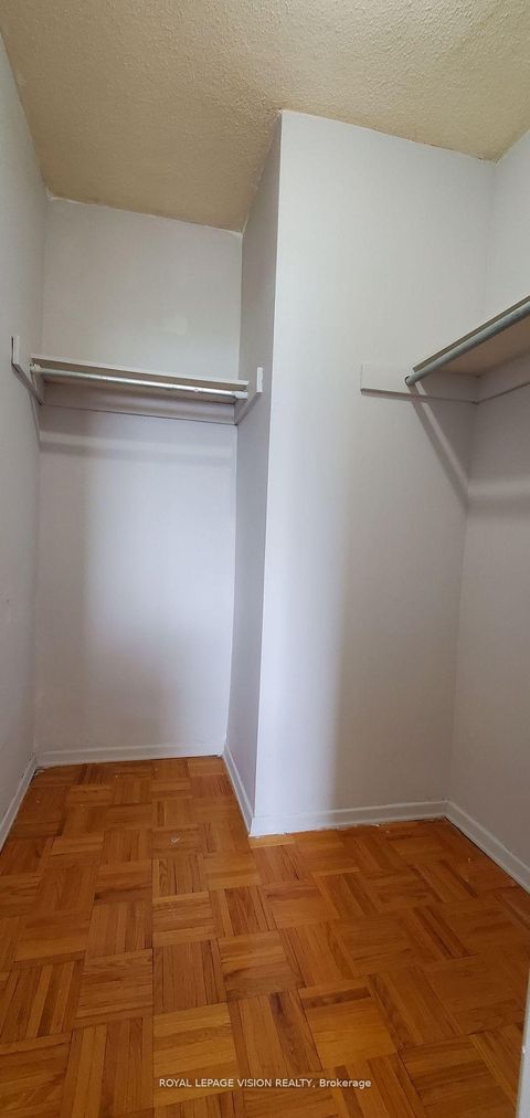 Photo 5 at 1202 - 20 Edgecliff Golfway, Flemingdon Park, Toronto