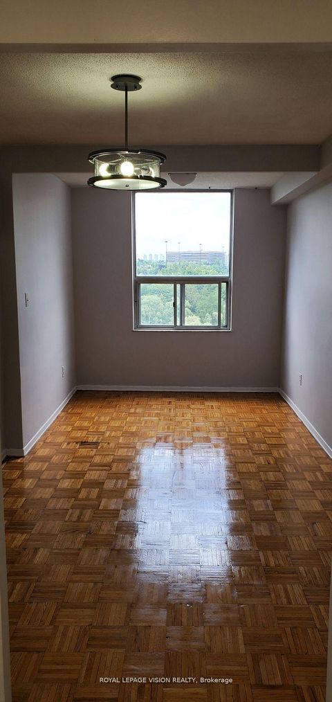 Photo 9 at 1202 - 20 Edgecliff Golfway, Flemingdon Park, Toronto